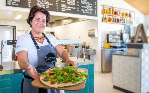 Barman/Barmaid / Serveur/euse à l’heure 50-80%