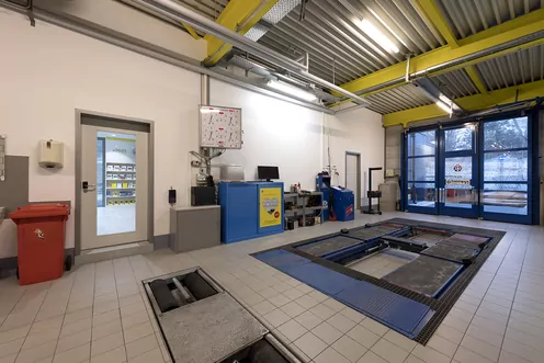 Technische Zentren &amp; Kontaktstellen