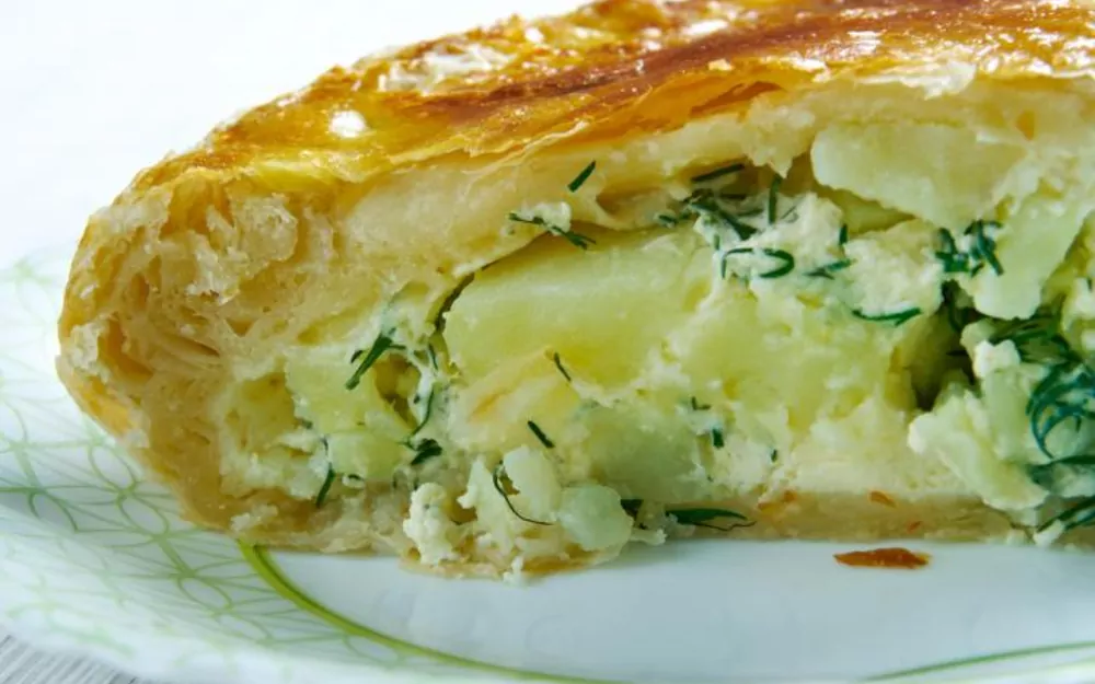 Per preparare questa specialità tradizionale bastano pochi ingredienti: pasta sfoglia, patate, panna, scalogni, pepe e prezzemolo. È gustoso e non delude mai. Oltre al «pâté limousin» ne esistono diverse varianti regionali, come ad esempio la «tortière» nell’Alta Vienna.
