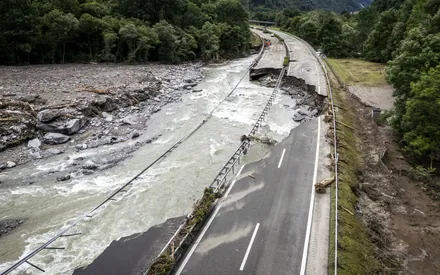 Unwetter bedrohen den Verkehr