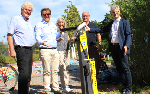 Erste Berner TCS «bike repAIR»-Säule steht in Ittigen