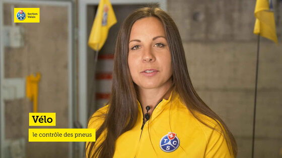 Vélo contrôle des pneus