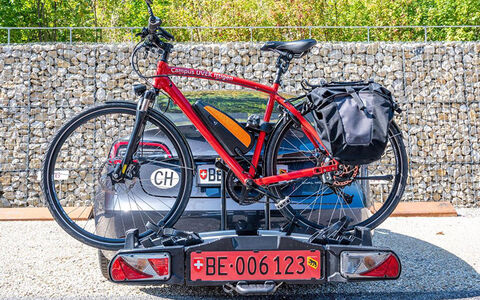 Une troisième plaque de contrôle pour les porte-vélos