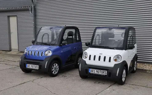 Microlino, Topolino, Citroën Ami, Renault Twizy ecc: Consigli per l'acquisto di veicoli leggeri e piccoli