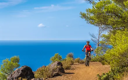 Reise mit dem Velo in den Ferien: Welche Regeln gelten?