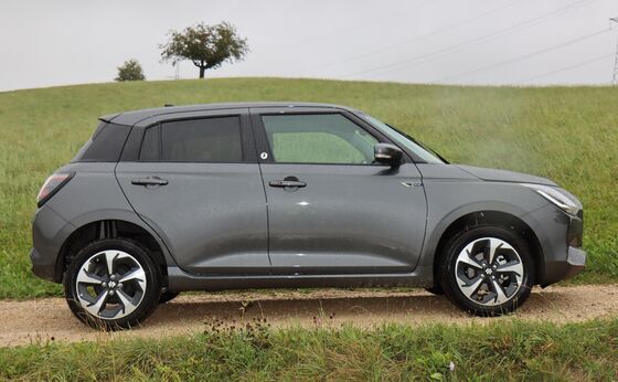 Suzuki Swift grau
