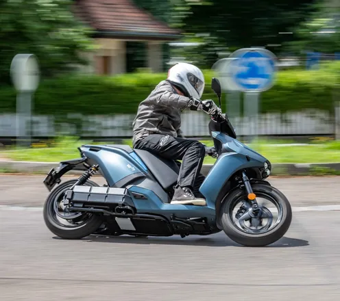 Ray 7.7 - scooter elettrico