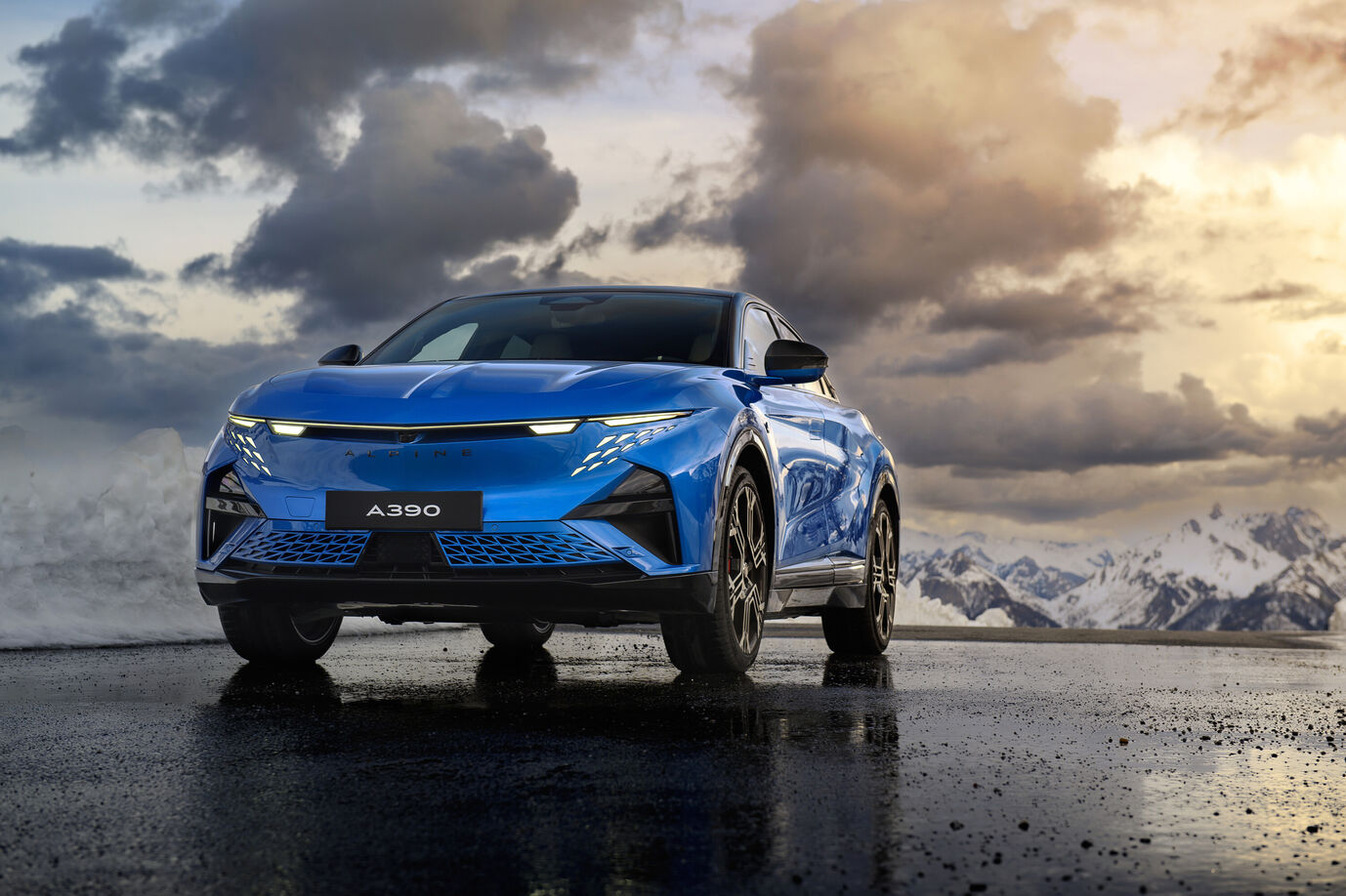 Alpine A390